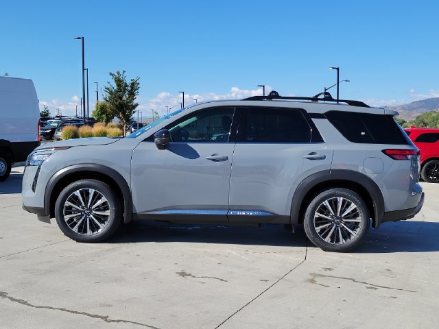 New 2026 Nissan Pathfinder Platinum AWD/4WD image 2