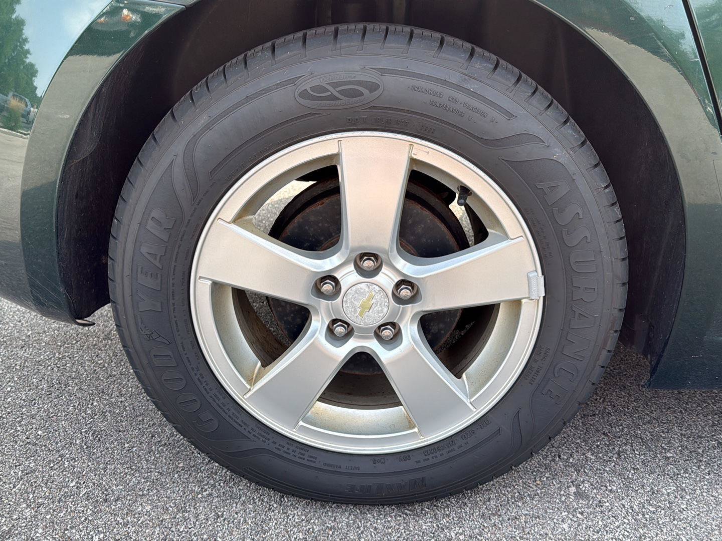 Used 2015 Chevrolet Cruze LT w/ Sun And Sound Package FWD image 13