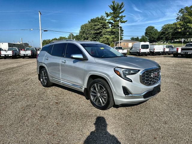Used 2019 GMC Terrain Denali w/ Driver Alert Package II AWD/4WD image 11