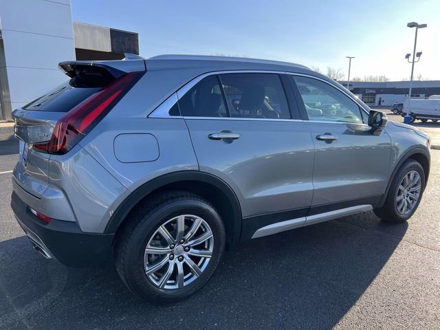 Used 2023 Cadillac XT4 Premium Luxury image 8
