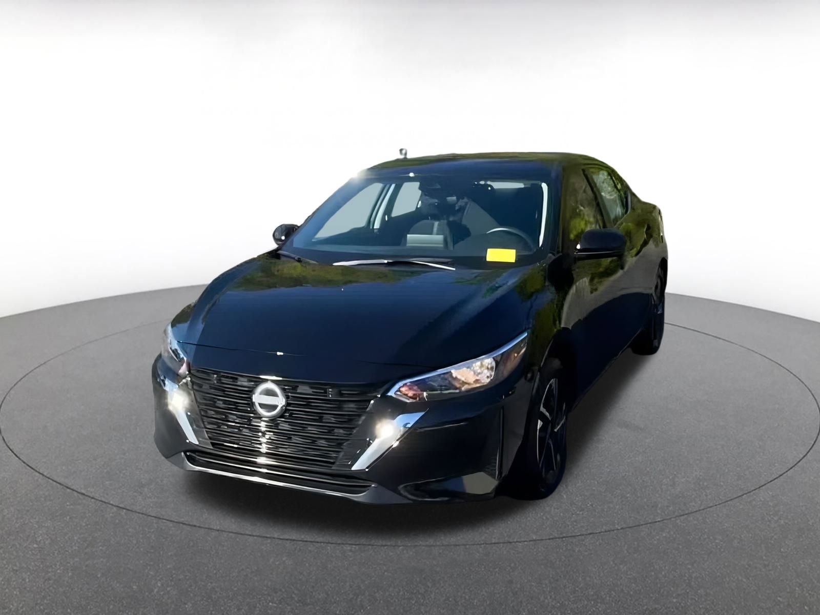 Used 2025 Nissan Sentra SV image 4