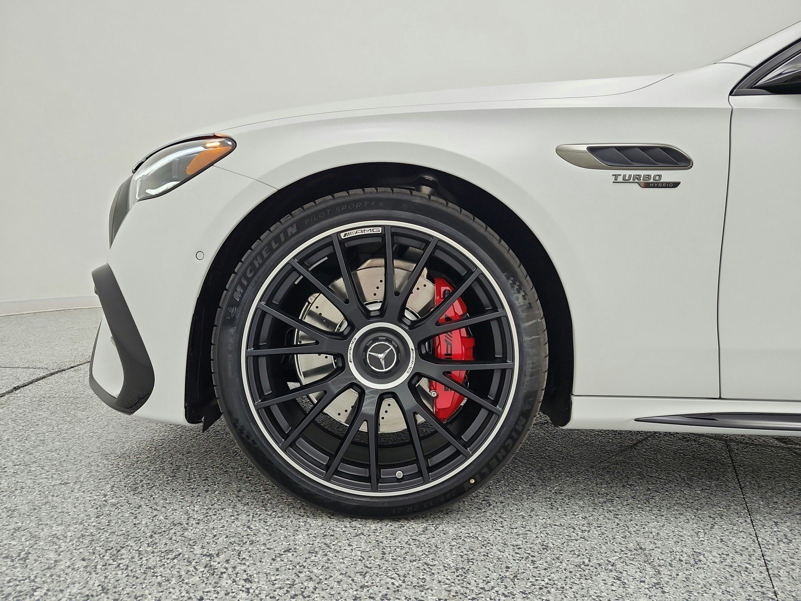 New 2027 Mercedes-Benz E 53 AMG e 4MATIC Sedan image 13