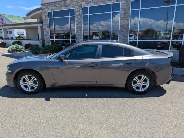 Used 2015 Dodge Charger SE w/ Popular Equipment Group RWD image 2