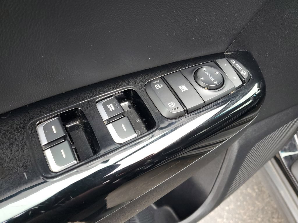 Used 2020 Kia Sportage EX FWD image 24