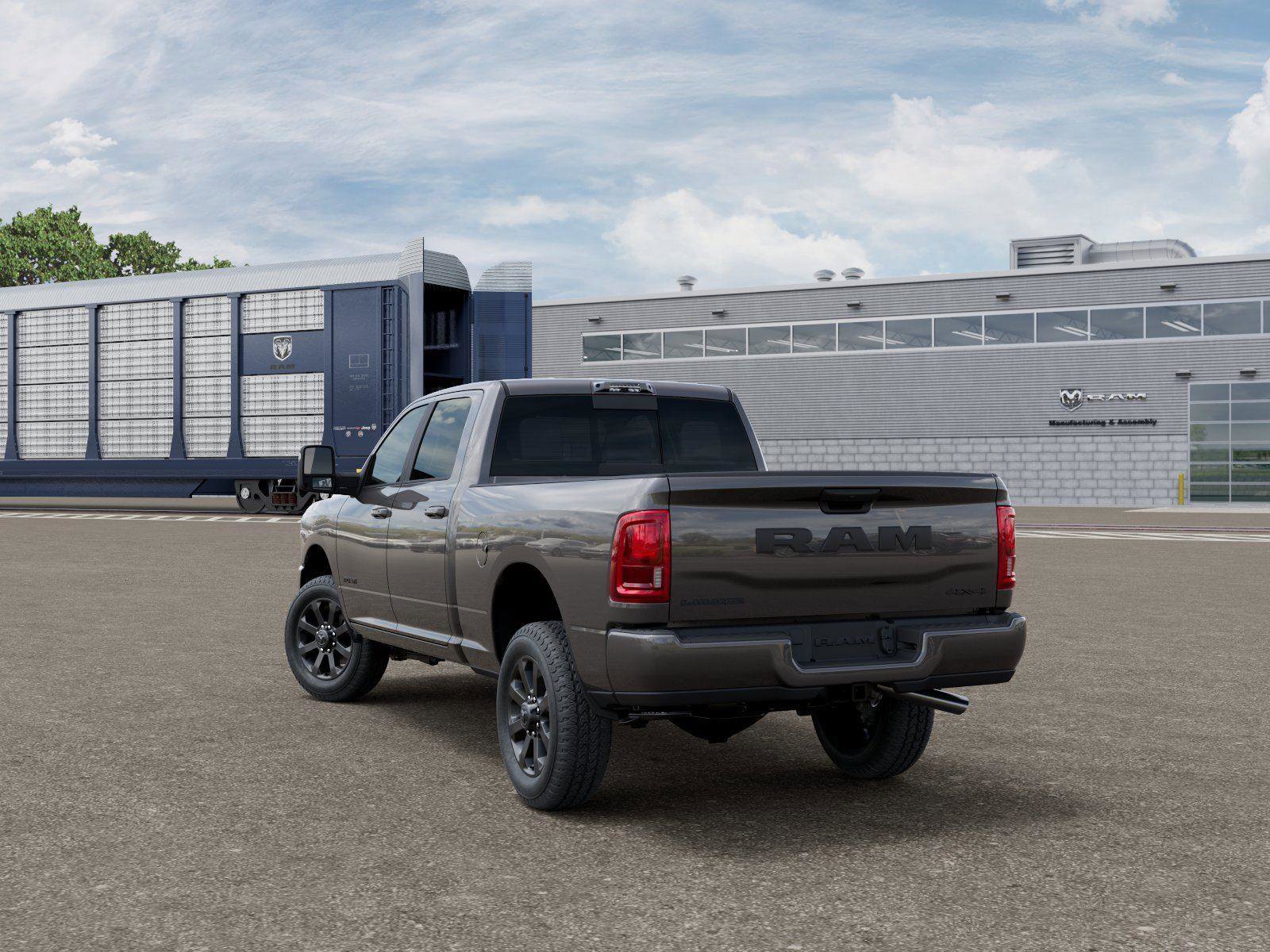 New 2026 RAM 2500 Laramie AWD/4WD image 3
