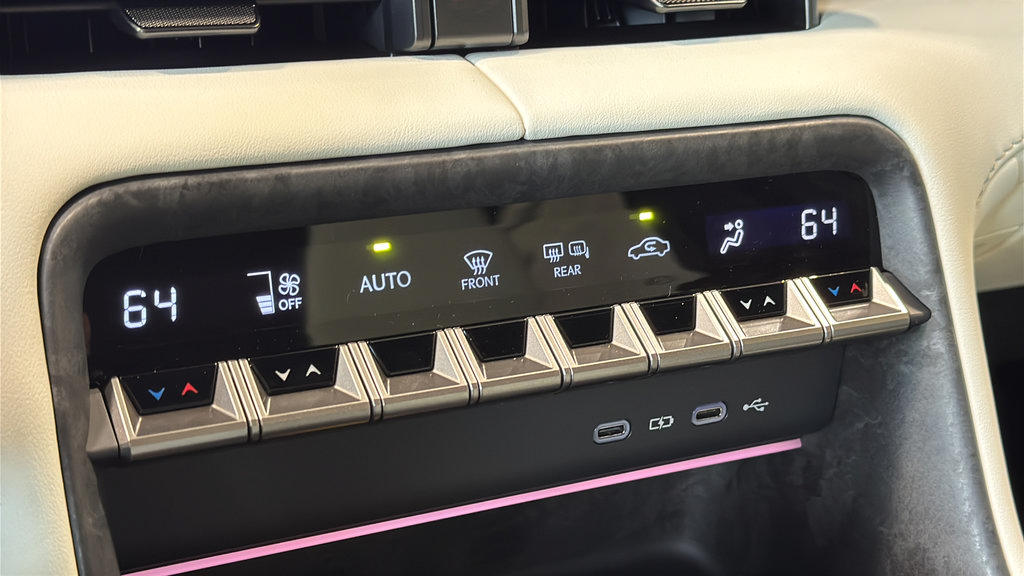 New 2026 Lexus IS 350 F Sport AWD/4WD image 26