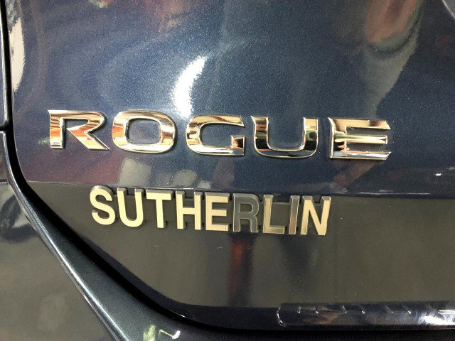 Used 2015 Nissan Rogue SL image 11