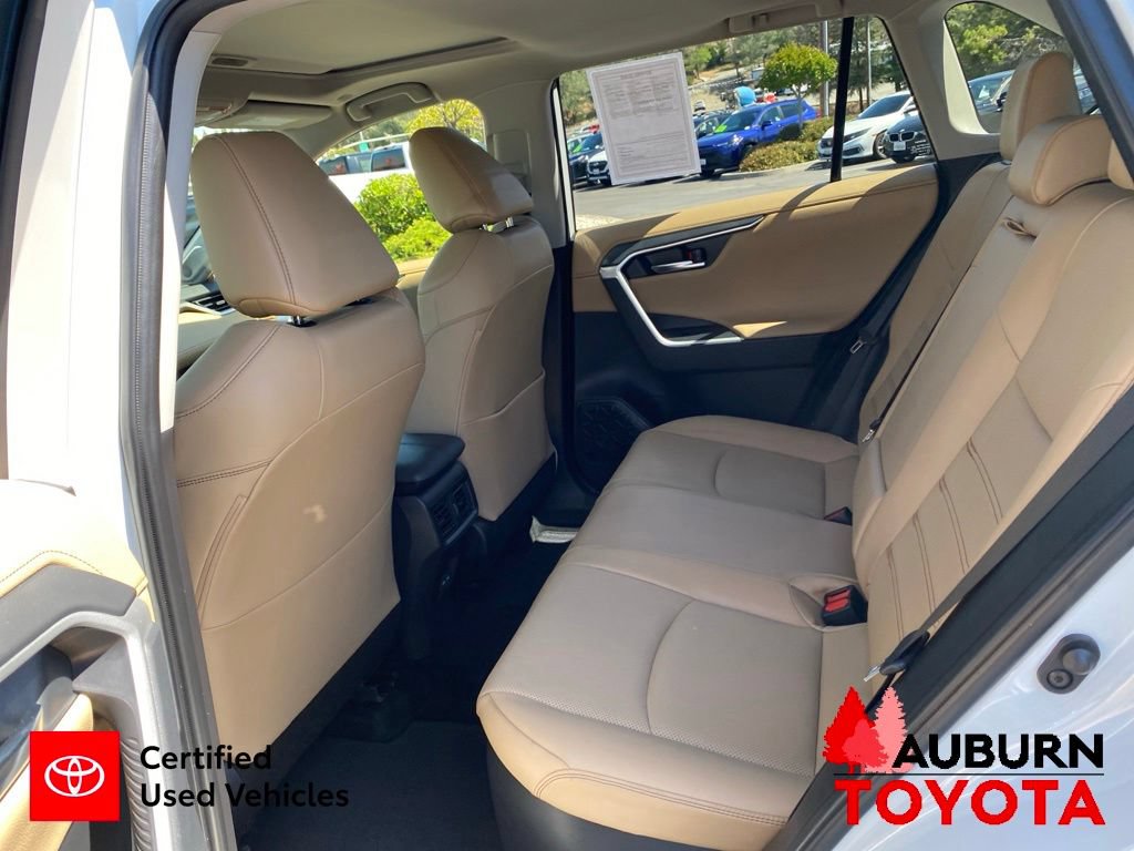 Used 2024 Toyota RAV4 Limited AWD/4WD image 27
