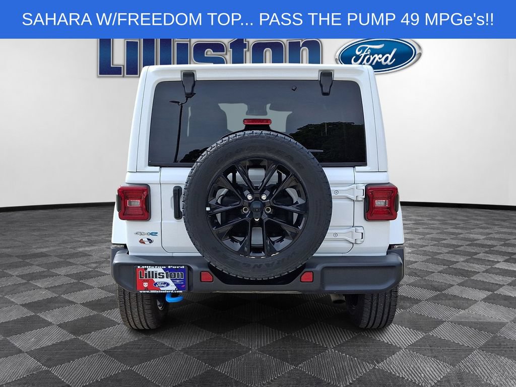 Used 2024 Jeep Wrangler Unlimited Sahara AWD/4WD image 5