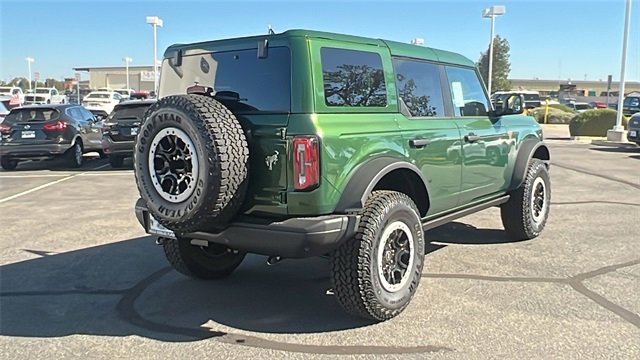 New 2025 Ford Bronco Badlands image 3