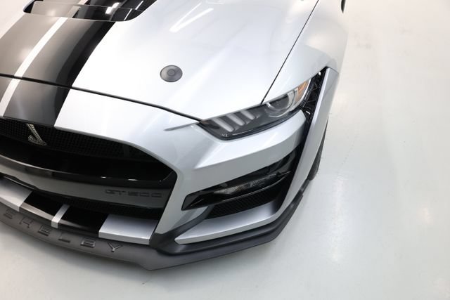 Used 2020 Ford Mustang Shelby GT500 w/ Carbon Fiber Track Pack RWD image 59