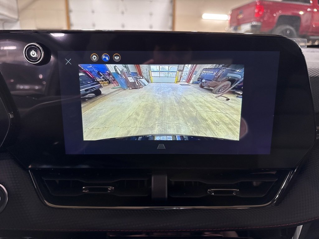 New 2025 Chevrolet Equinox RS image 26