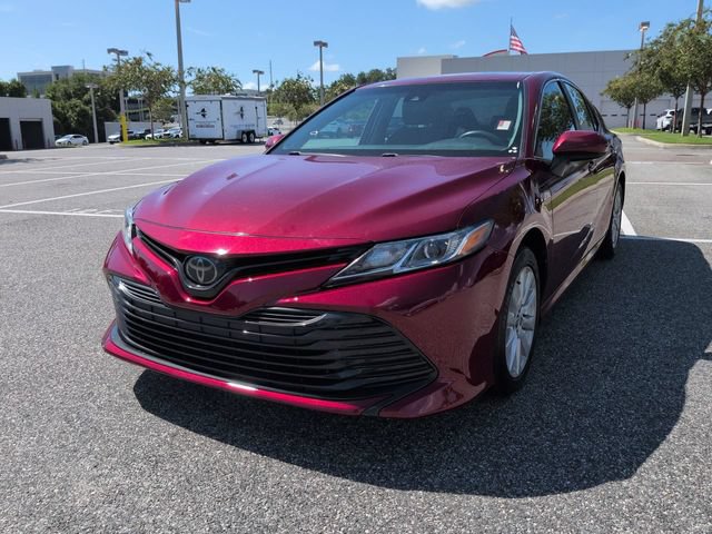 Used 2020 Toyota Camry LE FWD image 8