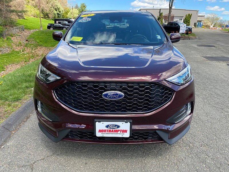 Used 2022 Ford Edge ST-Line w/ Class II Trailer Tow Package AWD/4WD image 2