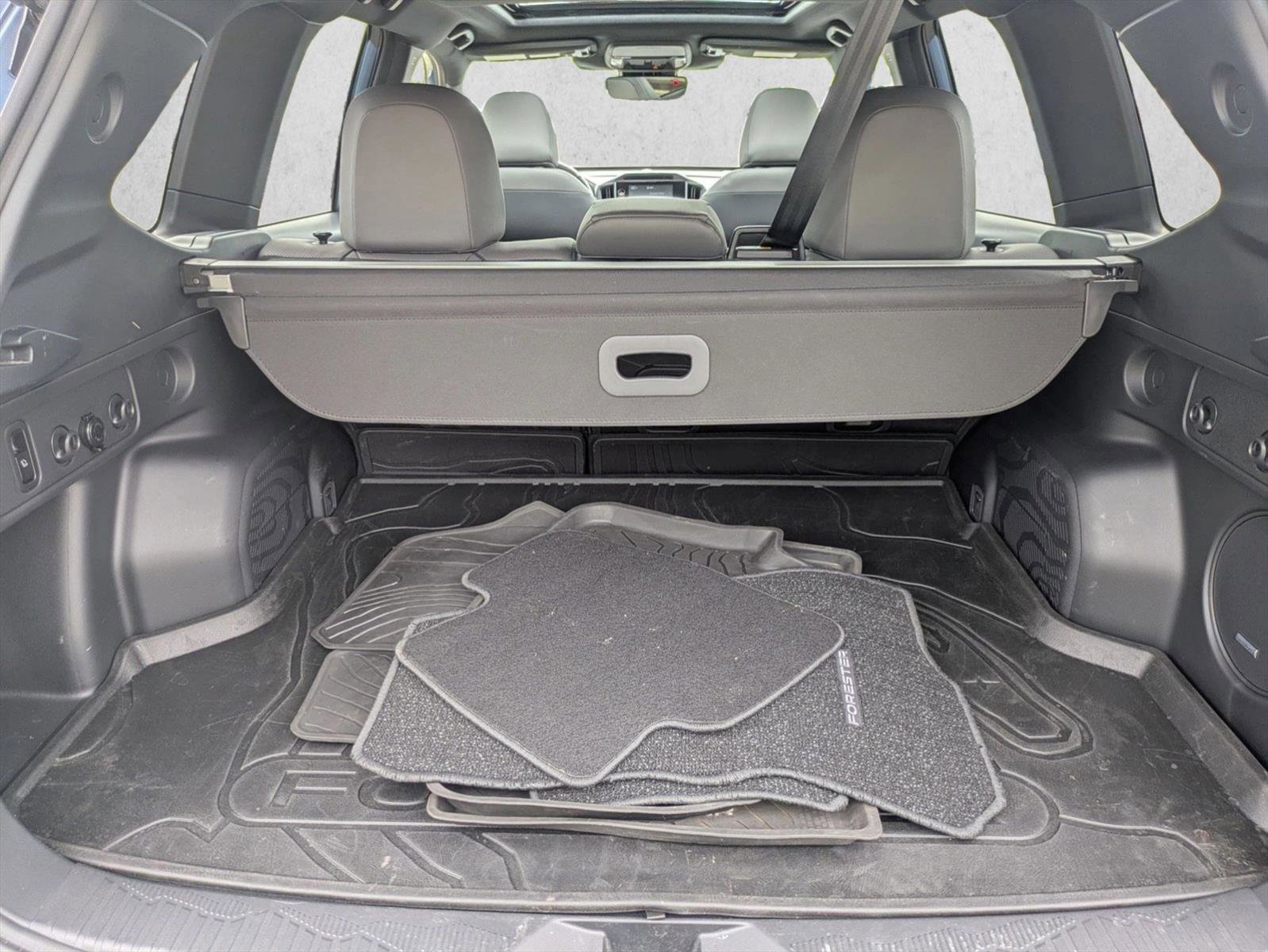 Used 2025 Subaru Forester Limited AWD/4WD image 6