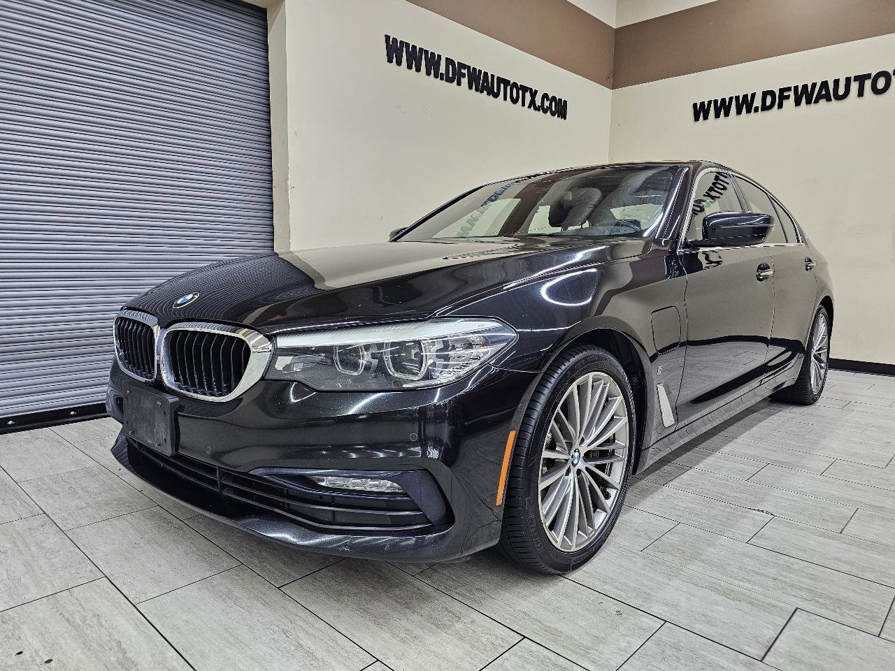 Used 2018 BMW 530e RWD image 2
