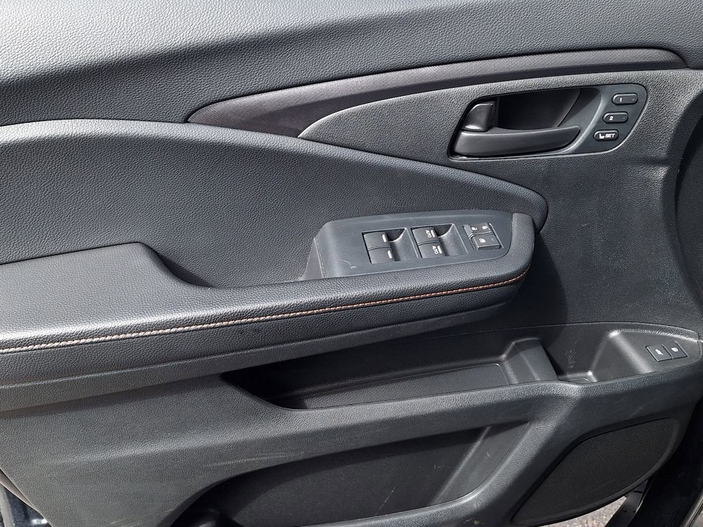 Used 2022 Honda Passport TrailSport image 9