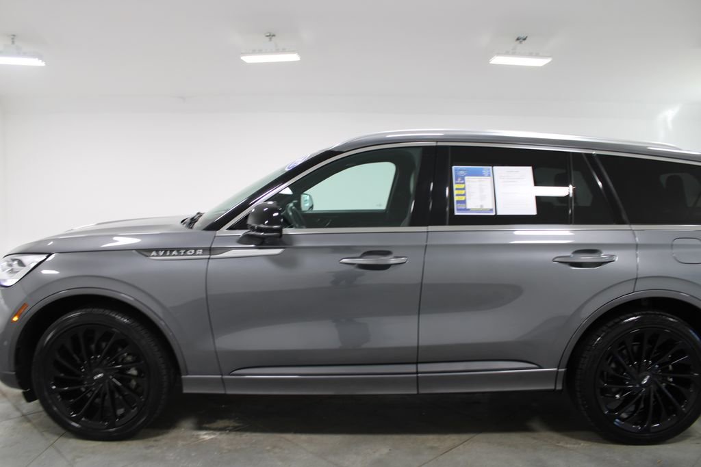 Used 2022 Lincoln Aviator Reserve w/ Equipment Group 201A AWD/4WD image 6