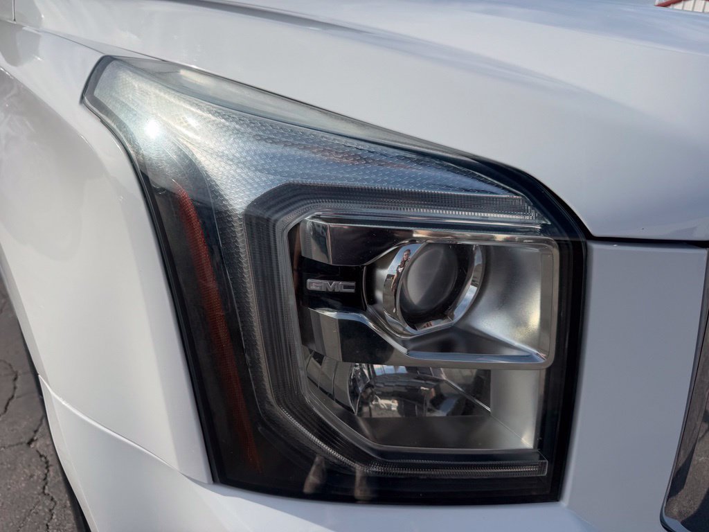 Used 2018 GMC Yukon Denali RWD image 6