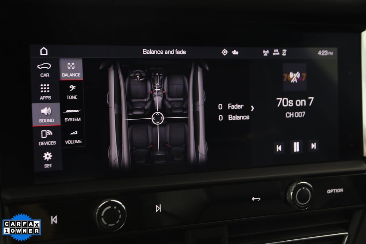 Used 2022 Porsche Macan image 37