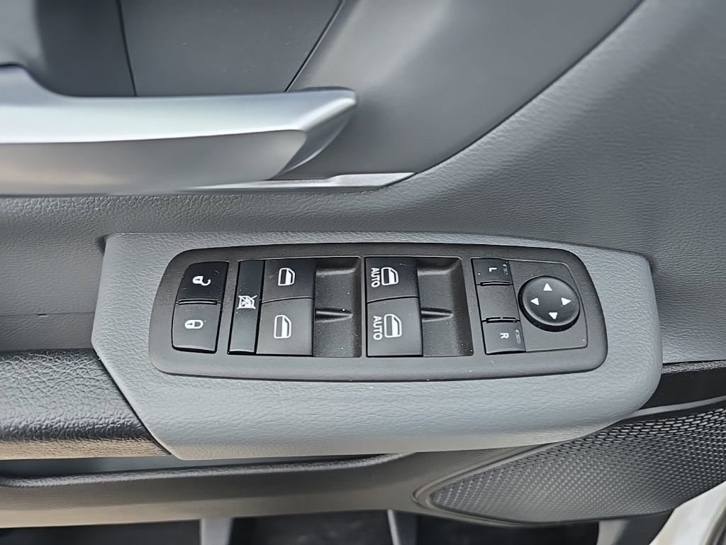 Certified 2022 RAM 1500 Big Horn image 19