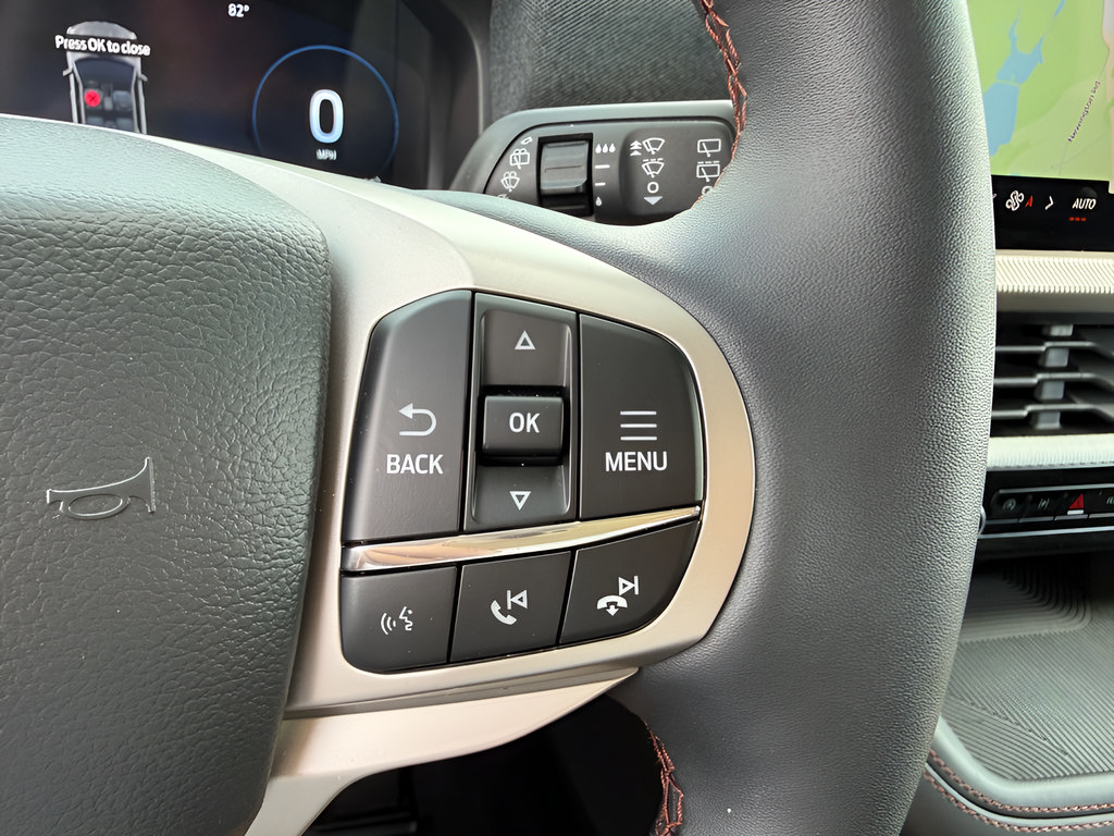 Used 2026 Ford Explorer Active w/ Active Comfort Package AWD/4WD image 21