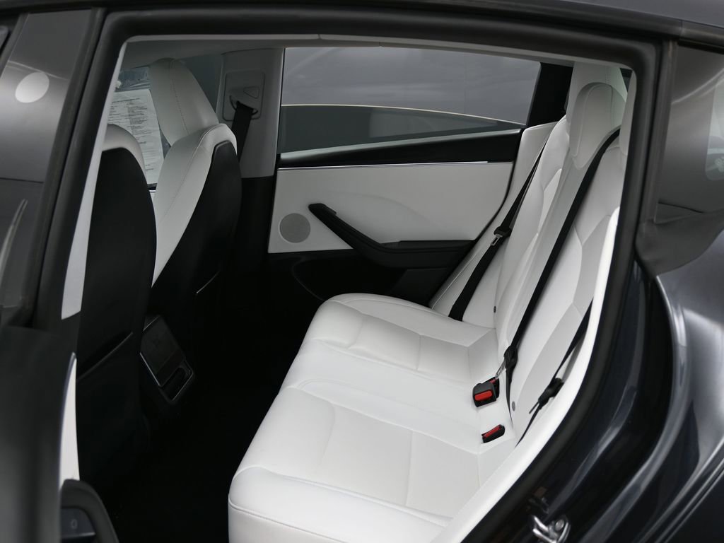 Used 2025 Tesla Model 3 Long Range image 36