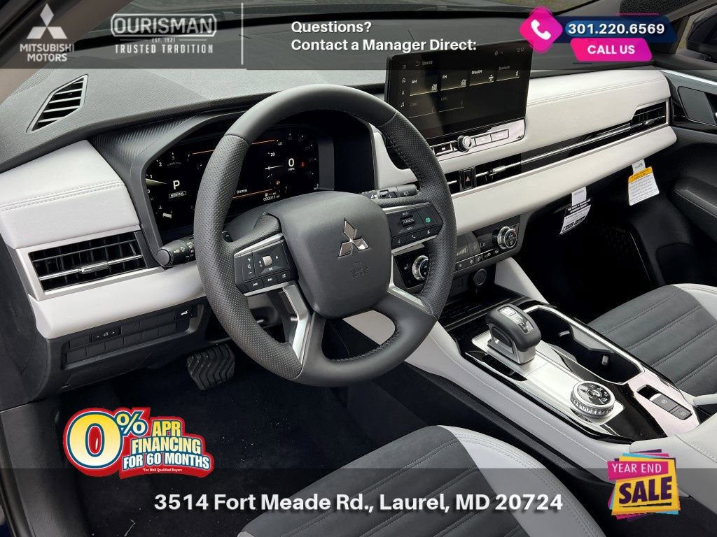 New 2025 Mitsubishi Outlander SE image 16