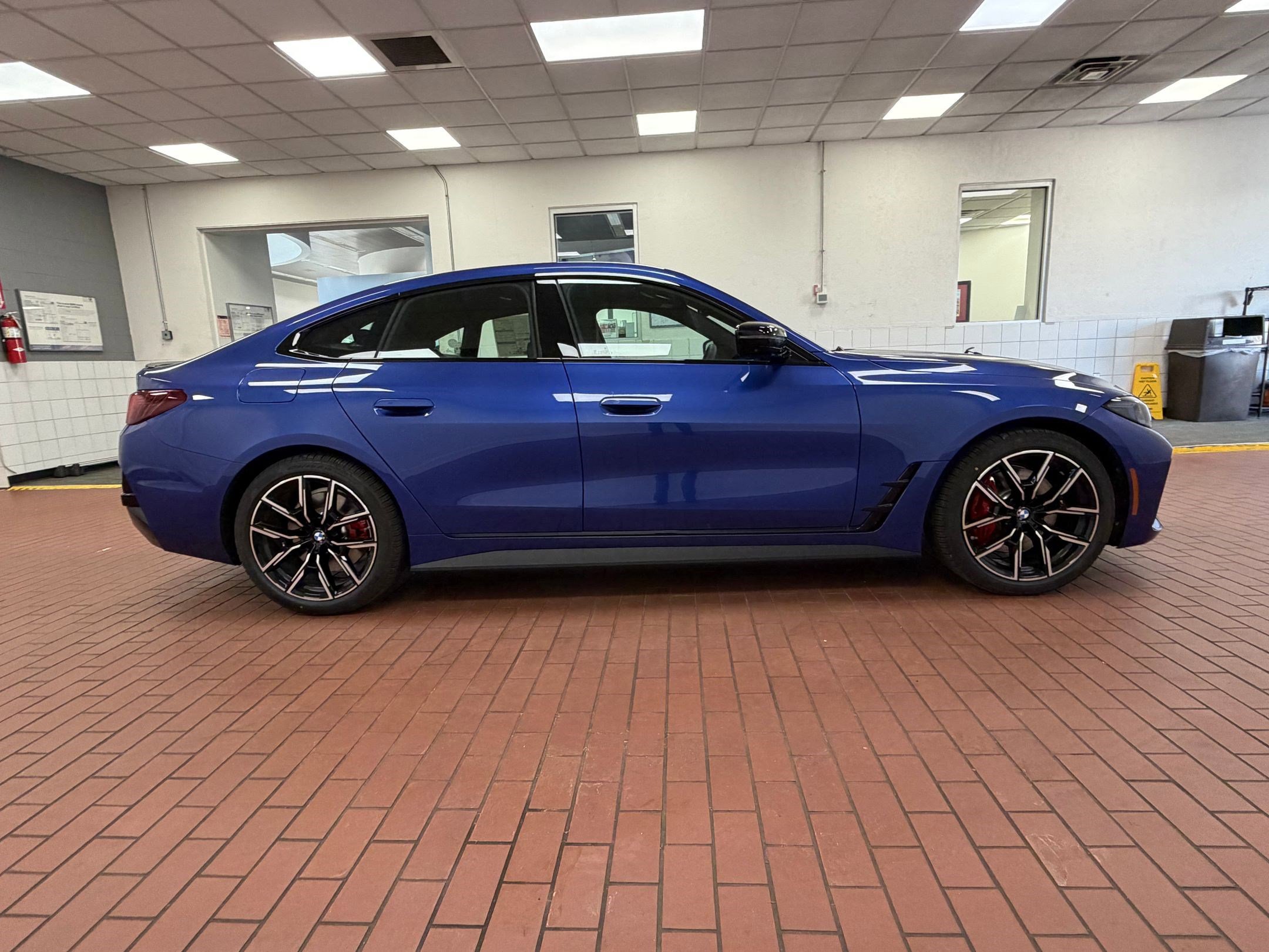 New 2026 BMW 430i xDrive w/ M Sport Package image 7