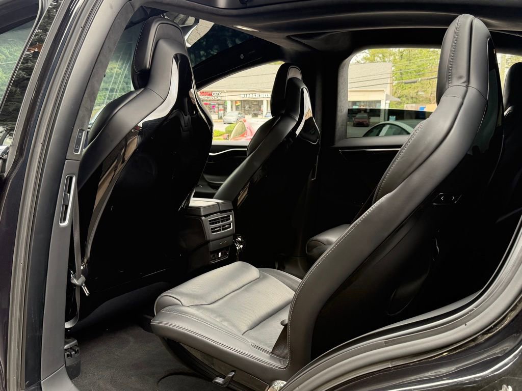 Used 2016 Tesla Model X Performance image 31
