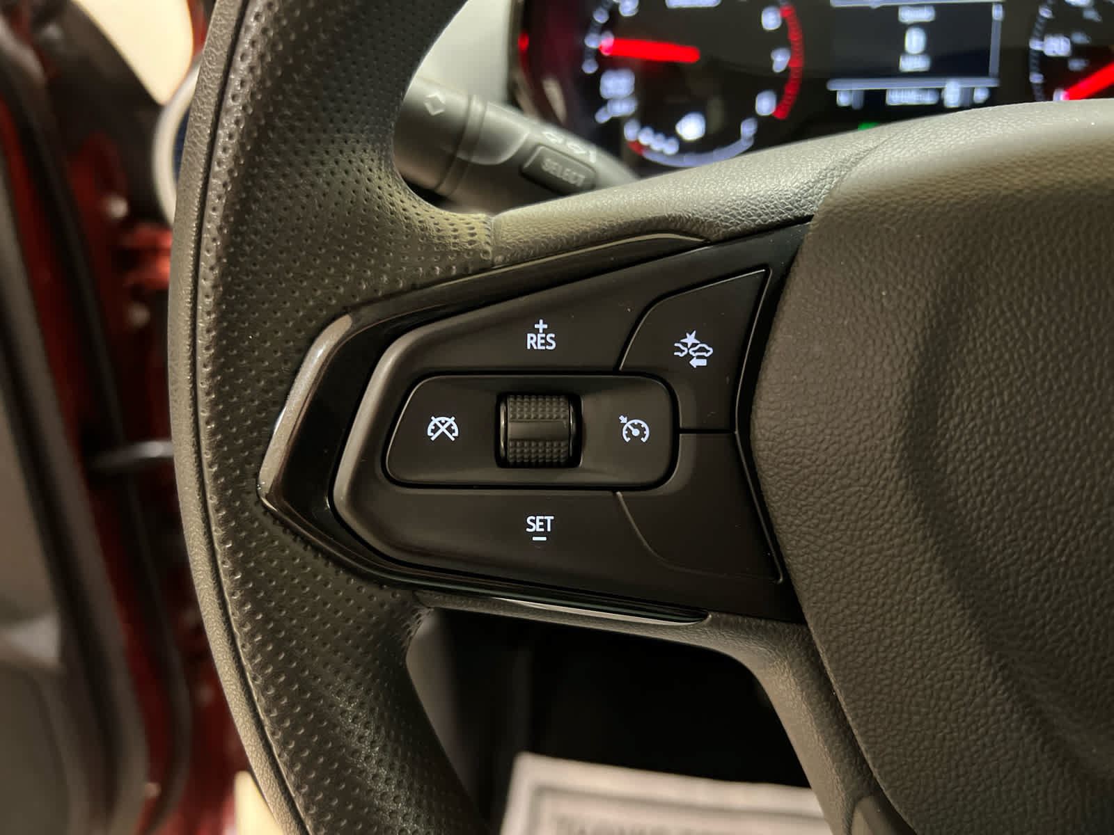 Used 2024 Chevrolet Trax LS w/ LS Convenience Package FWD image 15
