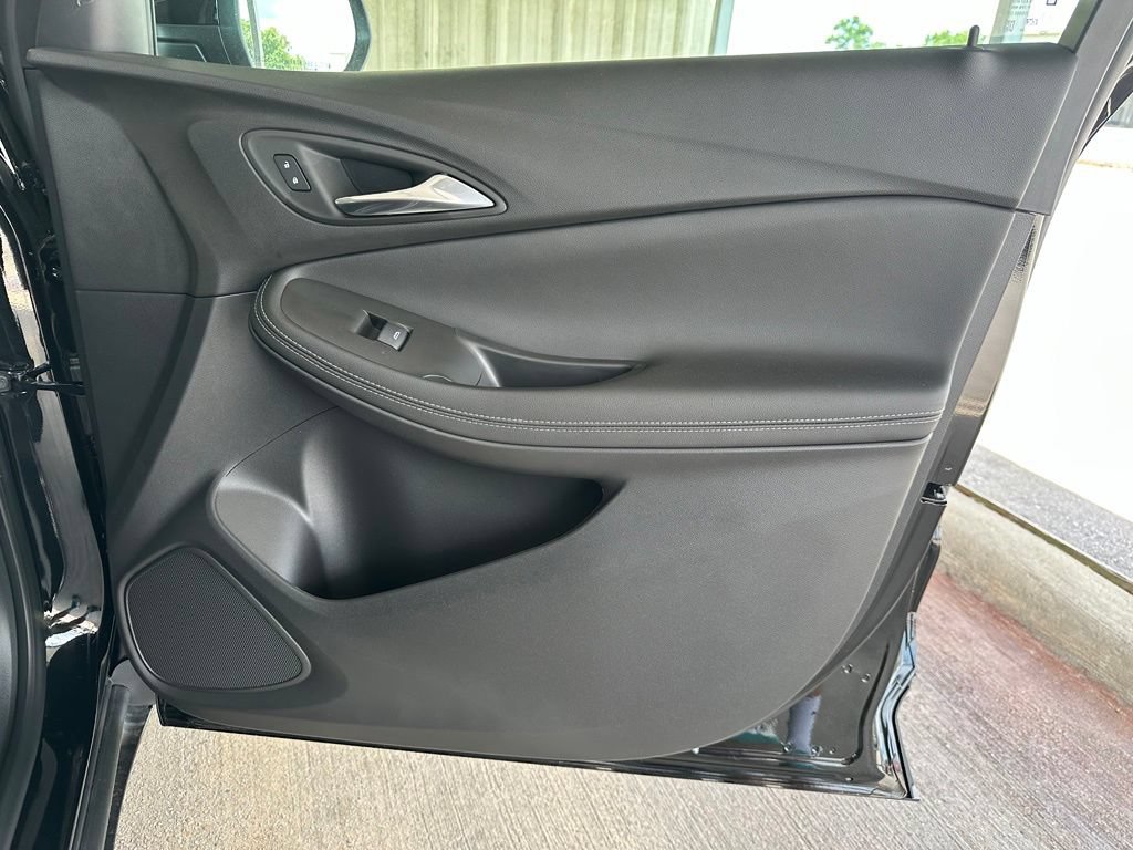 New 2026 Buick Encore GX Preferred w/ Comfort Package FWD image 36