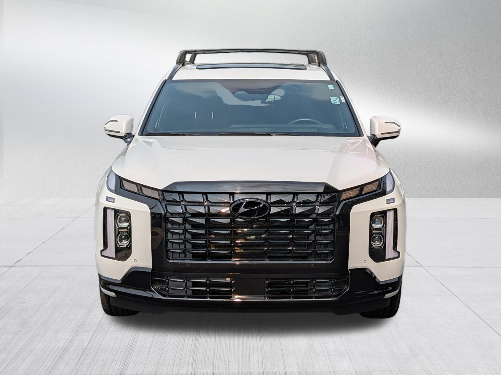 Used 2025 Hyundai Palisade Calligraphy AWD/4WD image 2