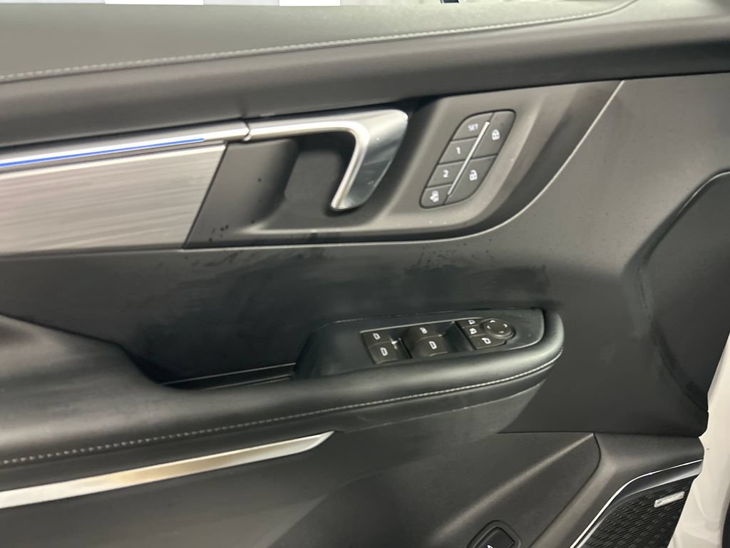 New 2026 Buick Enclave Preferred w/ Power Package AWD/4WD image 12