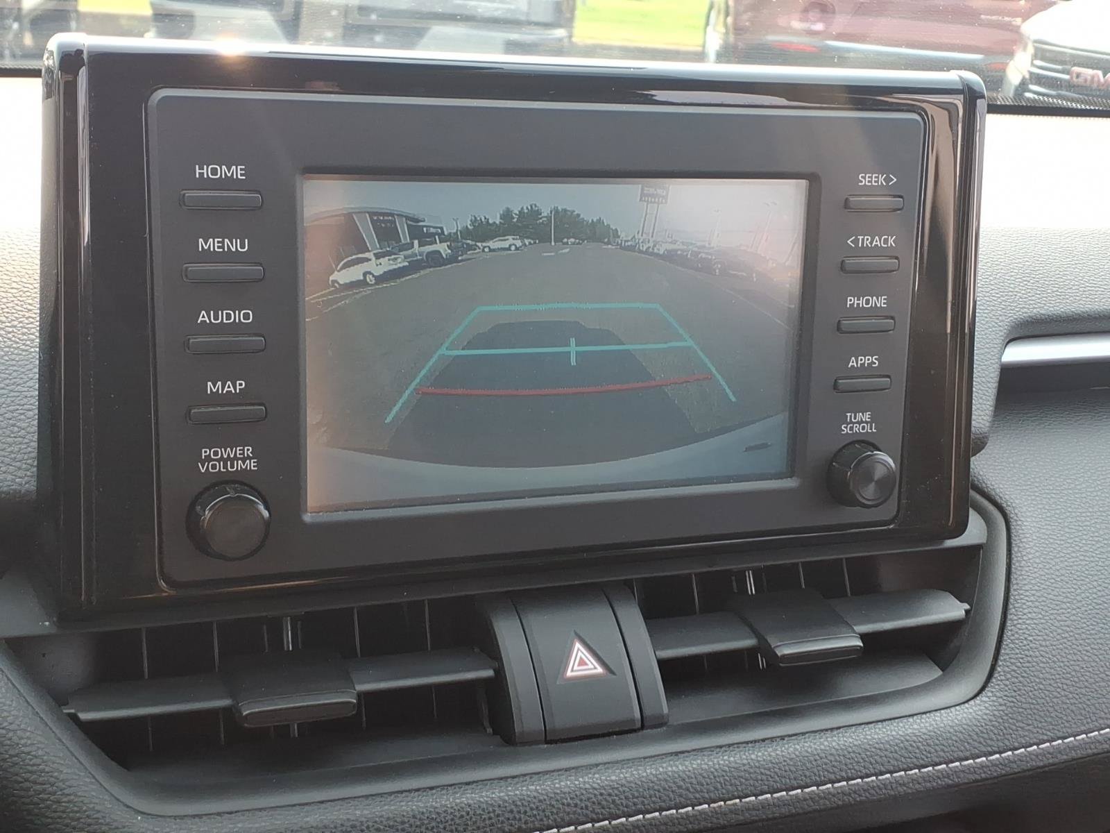 Used 2019 Toyota RAV4 LE w/ All Weather Liner Package AWD/4WD image 21