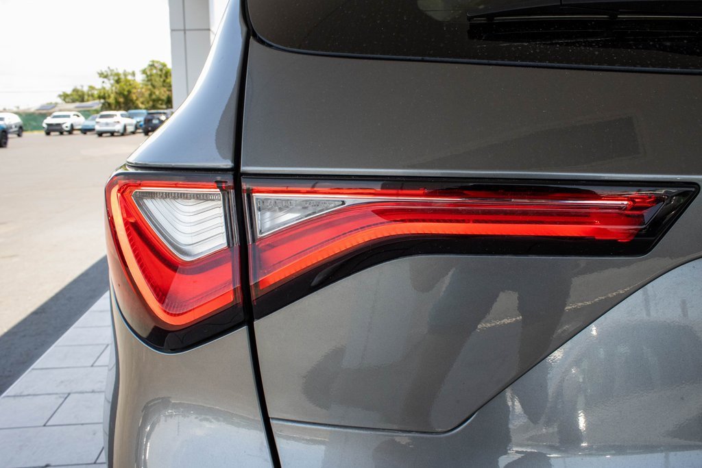 Used 2024 Acura MDX SH-AWD w/ Advance Package image 14