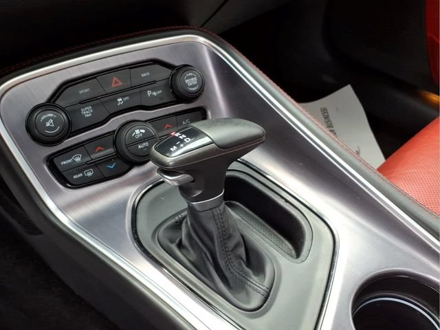 Used 2015 Dodge Challenger R/T Plus RWD image 23