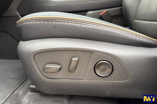 Certified 2025 Chevrolet Traverse High Country image 13