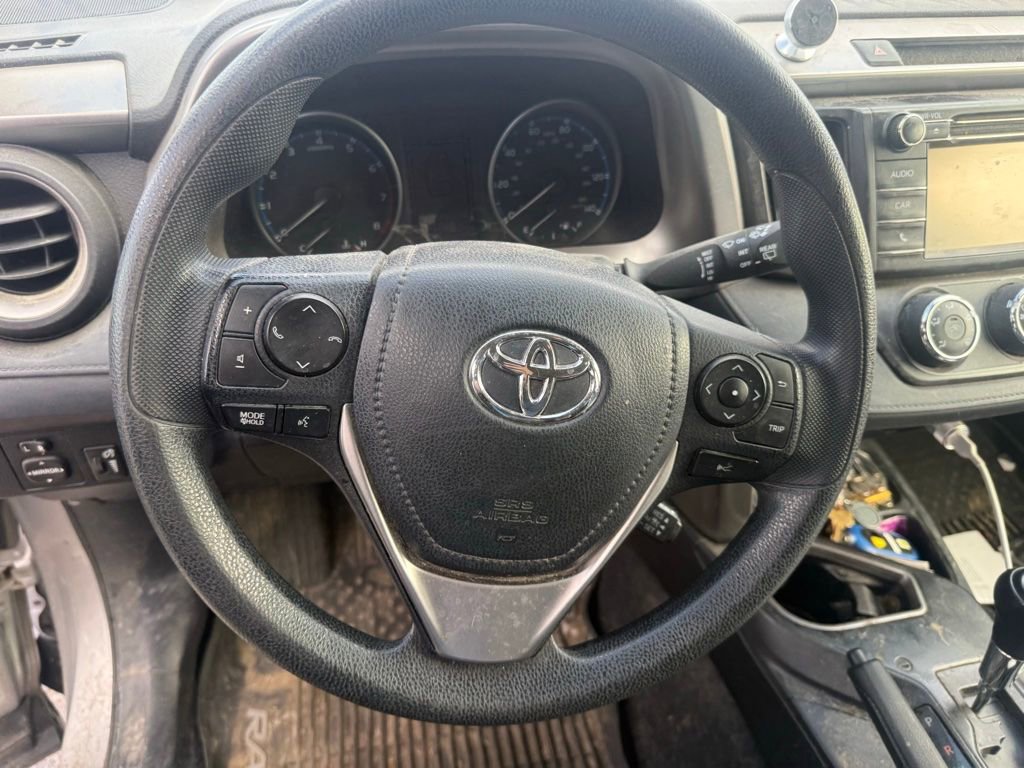 Used 2018 Toyota RAV4 LE w/ All Weather Liner Package AWD/4WD image 11