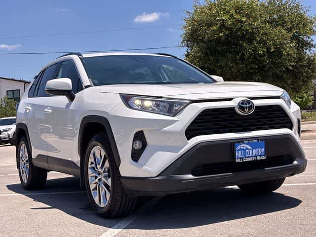 Used 2021 Toyota RAV4 XLE Premium FWD image 10