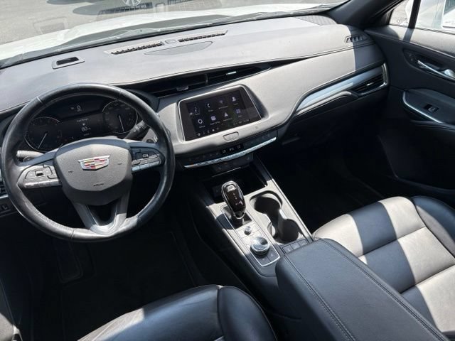 Used 2021 Cadillac XT4 Premium Luxury w/ Cold Weather Package FWD image 20