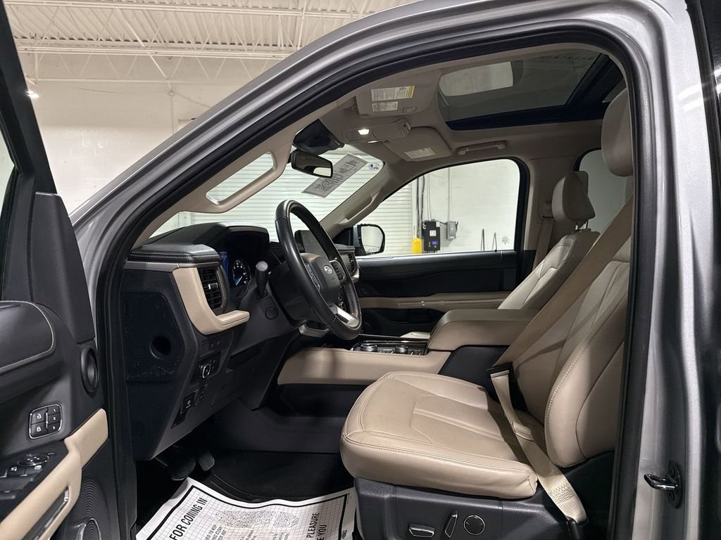 Used 2024 Ford Expedition Limited image 20