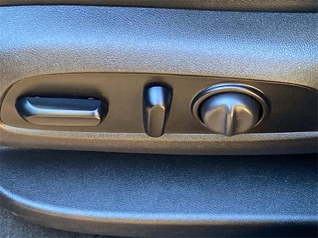 Used 2018 GMC Terrain SLT w/ Preferred Package image 16