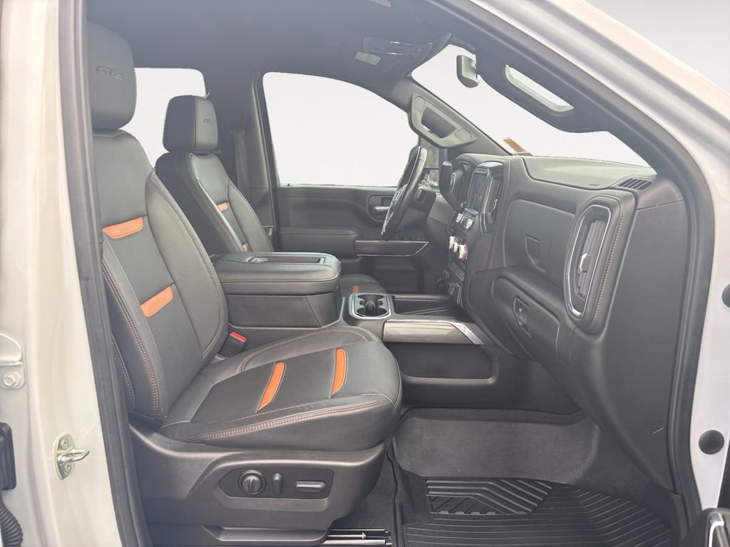 Used 2022 GMC Sierra 3500 AT4 w/ AT4 Preferred Package image 10