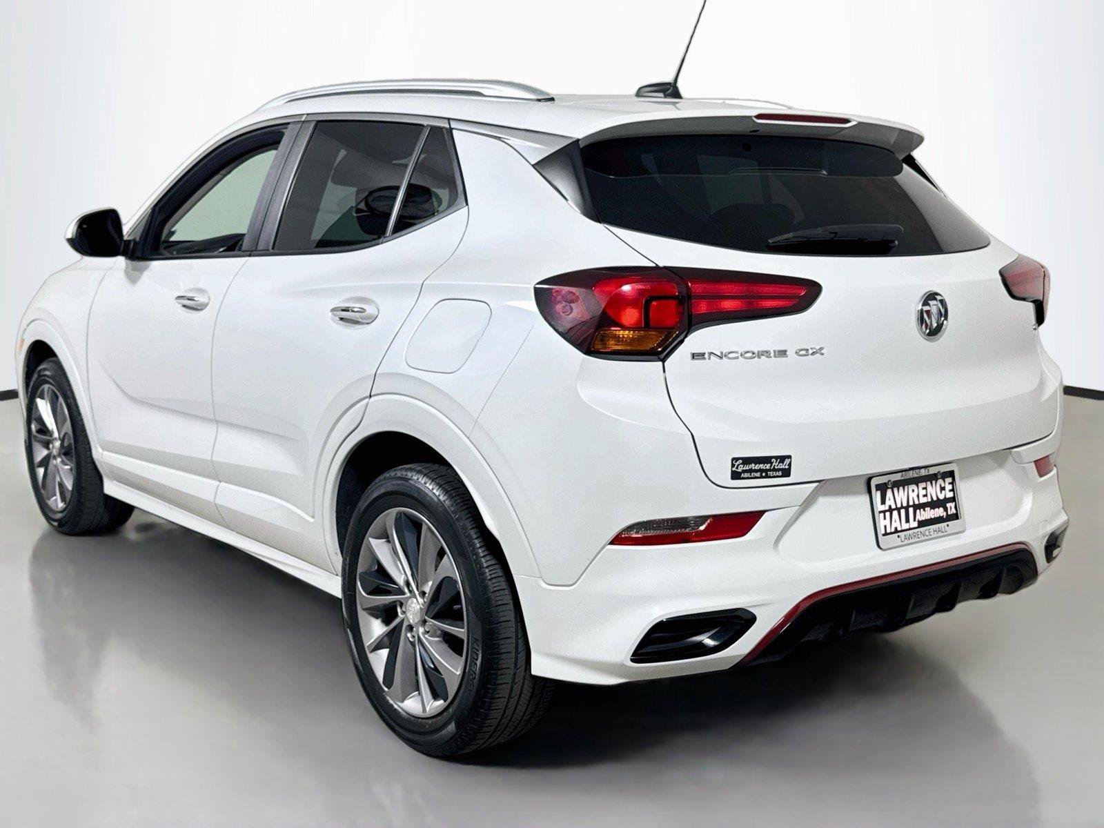 Used 2023 Buick Encore GX Select w/ Sport Touring Package FWD image 6