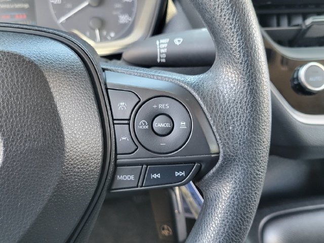 Used 2023 Toyota Corolla LE FWD image 8