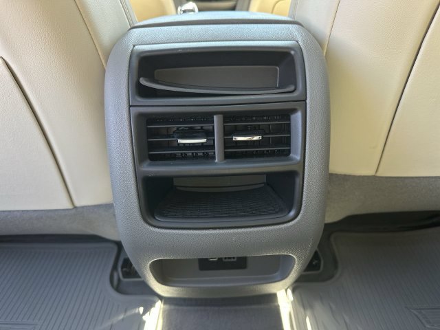 Used 2022 Cadillac XT5 Premium Luxury w/ Technology Package FWD image 22