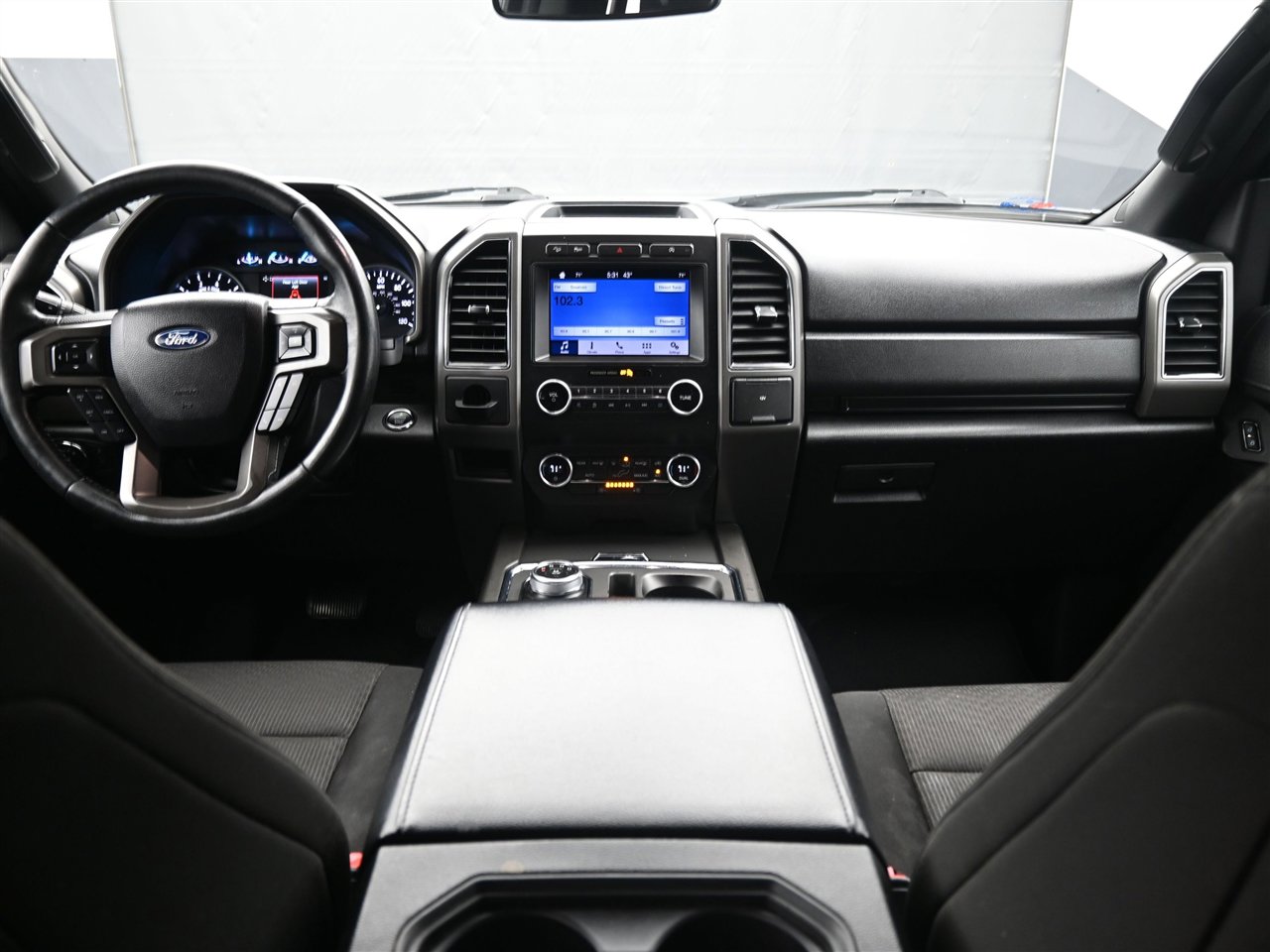 Used 2019 Ford Expedition Max XLT image 13