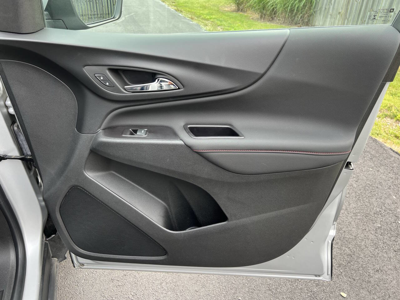 Used 2022 Chevrolet Equinox RS image 31