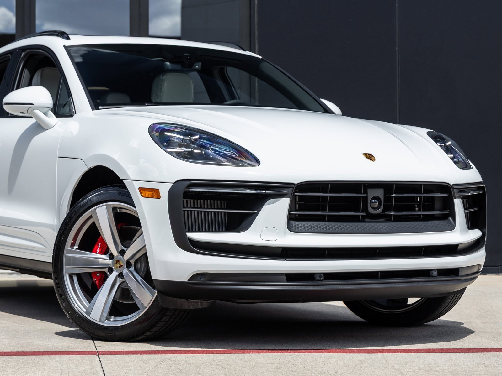 New 2026 Porsche Macan S image 9